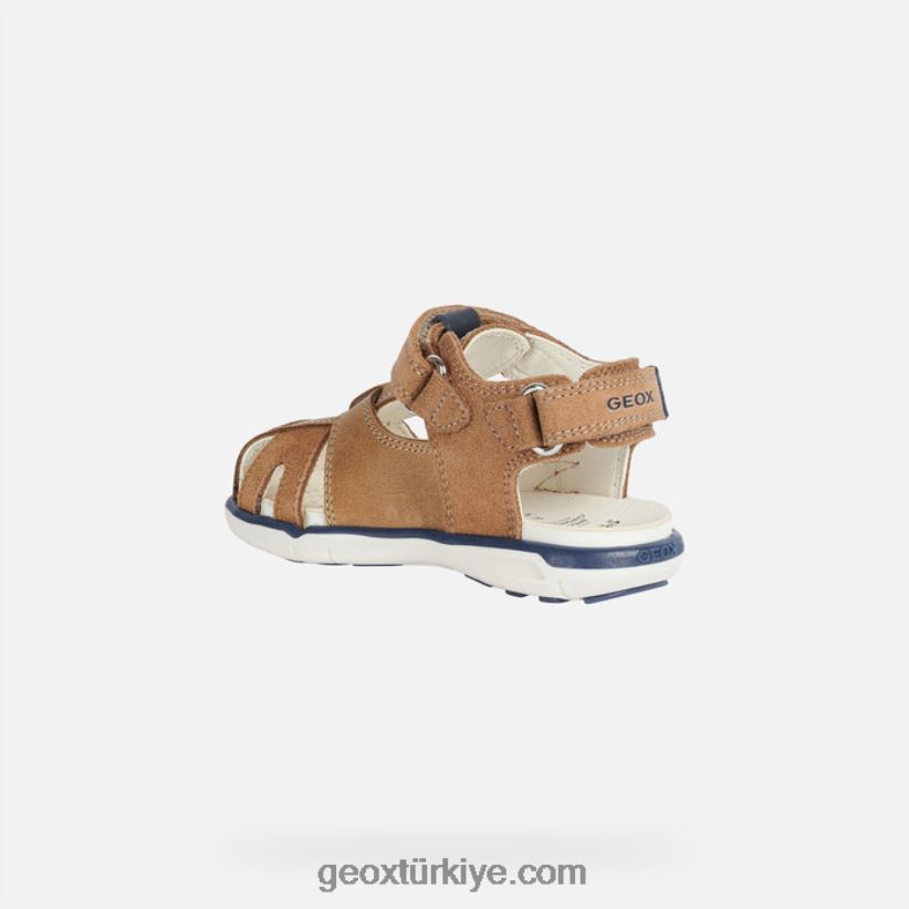 sandal delhi yürümeye başlayan çocuk karamel Geox B60TP61598