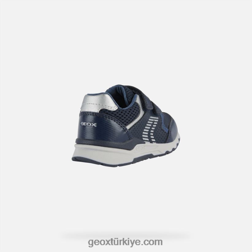 pirip yürümeye başlayan çocuk lacivert/gümüş Geox B60TP61492