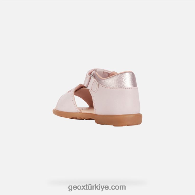 çok yürümeye başlayan çocuk güvercin grisi Geox B60TP61537