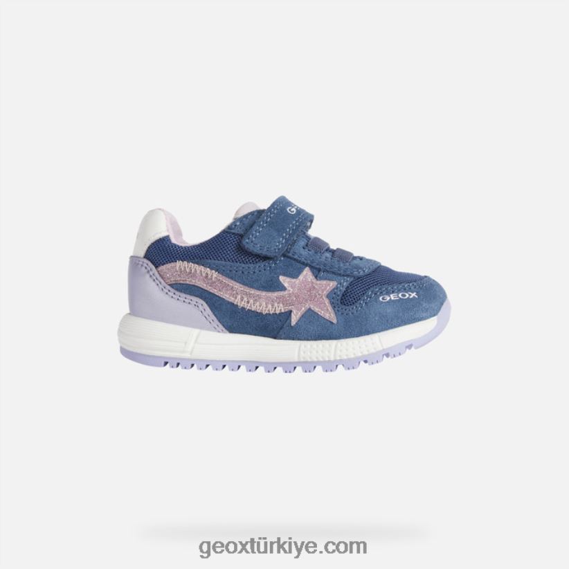 alben yürümeye başlayan çocuk uçak Geox B60TP61609