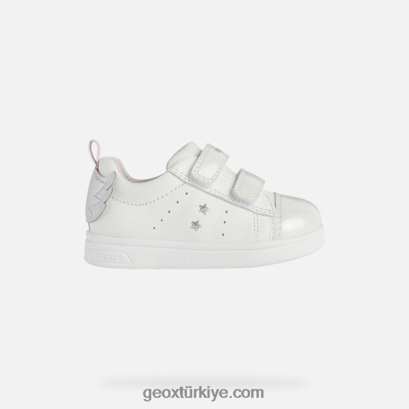 djrock yürümeye başlayan çocuk beyaz Geox B60TP61627