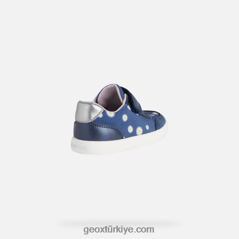 gisli yürümeye başlayan çocuk uçak Geox B60TP61502