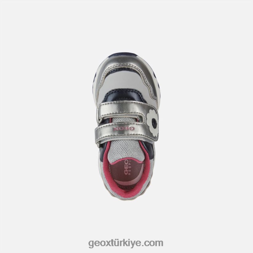 pirip yürümeye başlayan çocuk gümüş/lacivert Geox B60TP61569