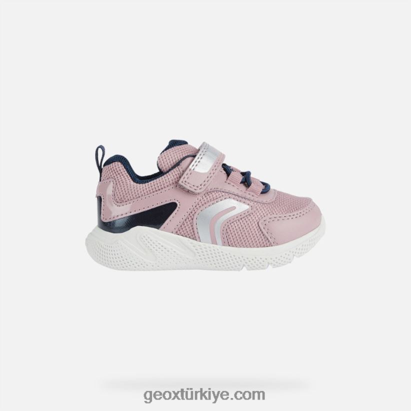 sprintye yürümeye başlayan çocuk açık gül/lacivert Geox B60TP61489
