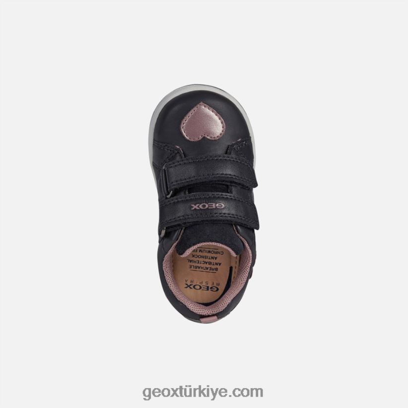 yeni film yürümeye başlayan çocuk koyu lacivert Geox B60TP61620