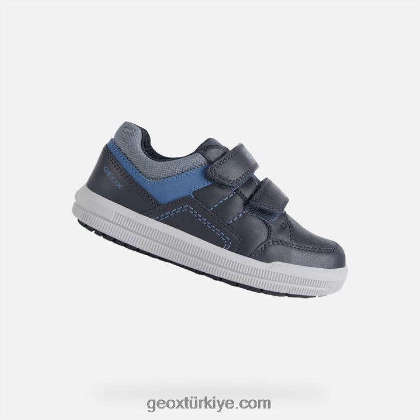 arzach çocuğu donanma/havacılık Geox B60TP61970