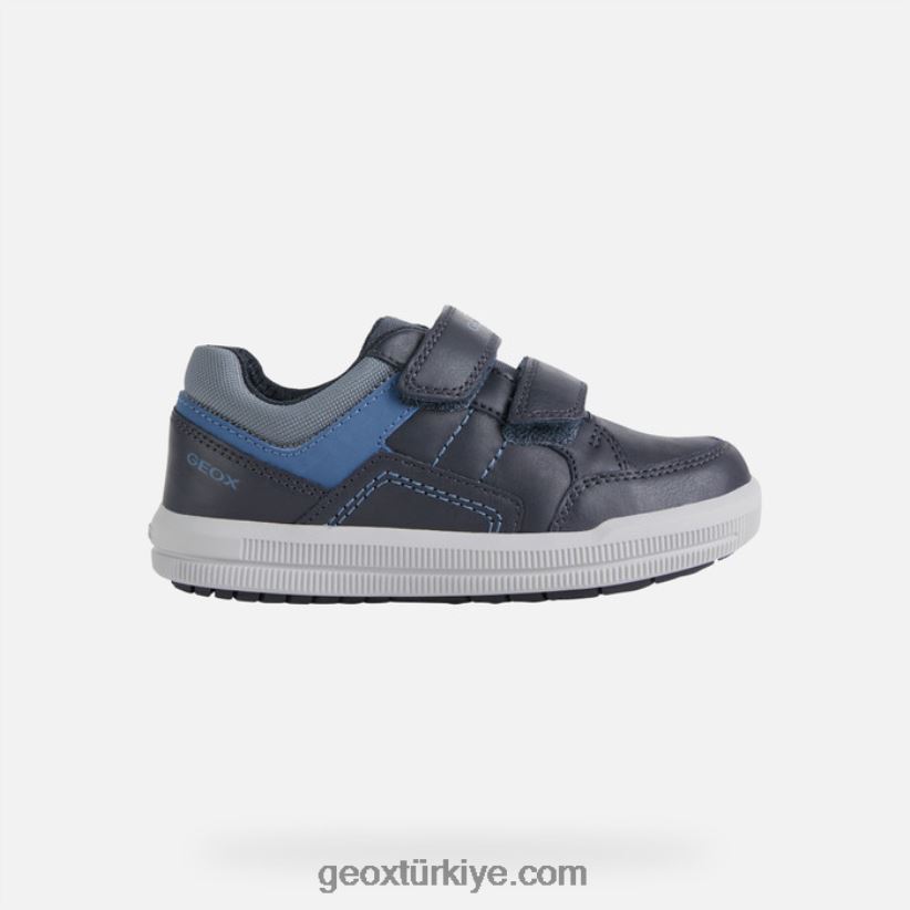 arzach çocuğu donanma/havacılık Geox B60TP61970