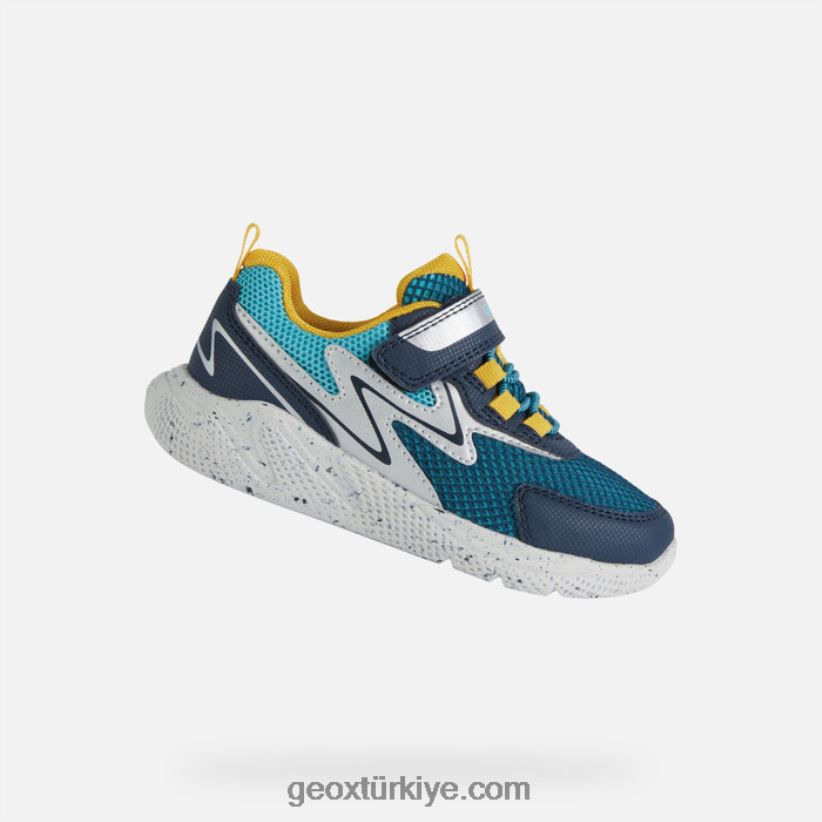 hızlı koşan çocuk gökyüzü/donanma Geox B60TP61290