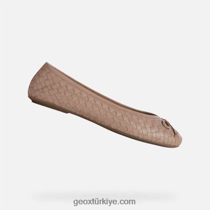 Palmiye kadını koyu ten Geox B60TP6525