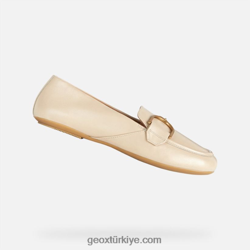 Palmiye kadını çöl Geox B60TP6208