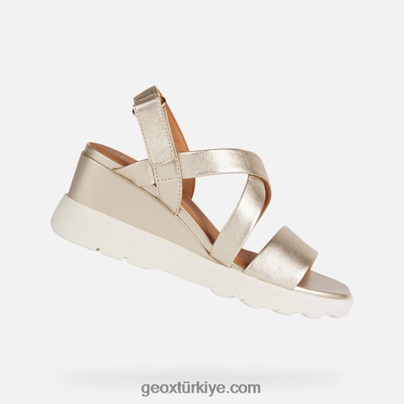 spherica ec6 kadın parlak altın Geox B60TP687