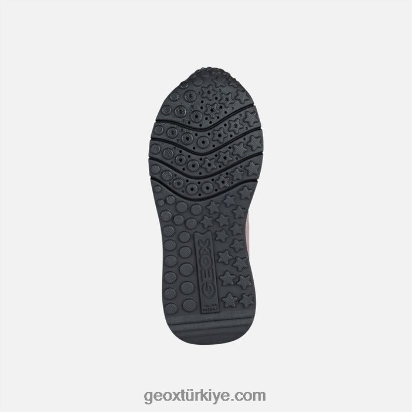 fahişe kız gül dumanı Geox B60TP61190